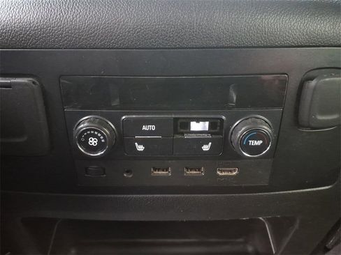 Used 2020 GMC Yukon Denali w/ Denali Ultimate Package image 33