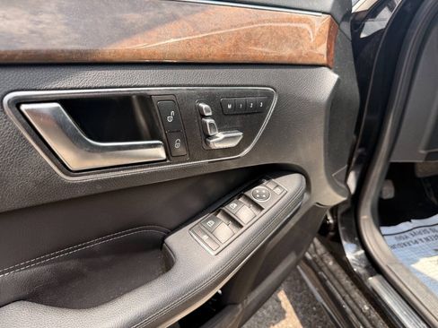 Used 2014 Mercedes-Benz E 350 4MATIC Wagon w/ Premium 1 Package image 18