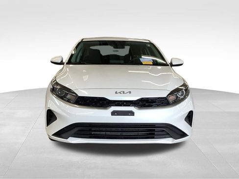 Certified 2024 Kia Forte LXS FWD image 5