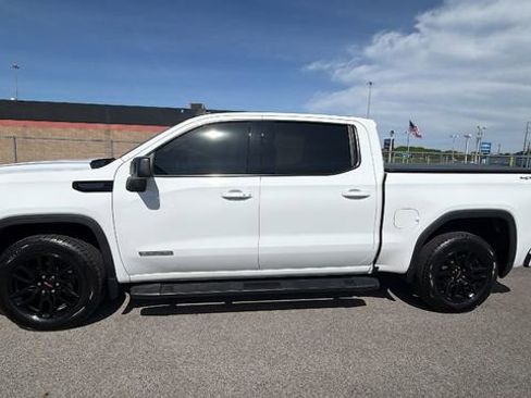 Used 2023 GMC Sierra 1500 Elevation AWD/4WD image 2