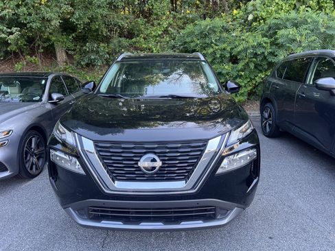 Certified 2023 Nissan Rogue SL w/ SL Premium Package FWD image 6