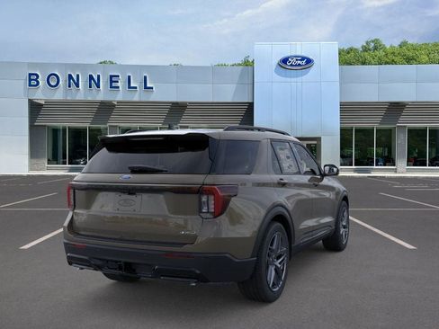 New 2026 Ford Explorer ST-Line w/ ST-Line Street Pack image 8