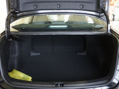 Used 2023 Toyota Corolla SE image 16