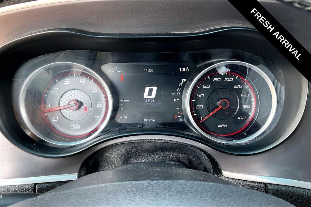 Used 2022 Dodge Charger Scat Pack RWD image 15
