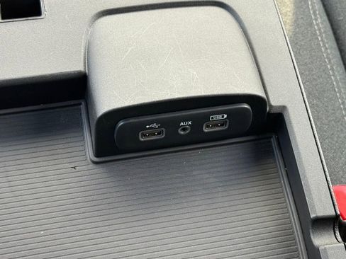 Used 2023 RAM 1500 Classic Warlock AWD/4WD image 18