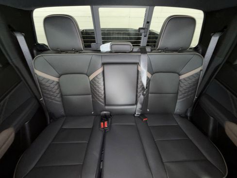 New 2026 GMC Canyon Denali w/ LPO, Denali Black Edition AWD/4WD image 25