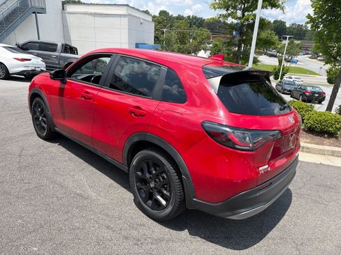 Certified 2023 Honda HR-V Sport image 9