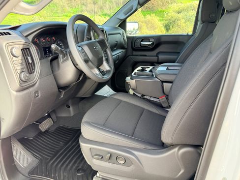 New 2026 Chevrolet Silverado 1500 Custom Trail Boss image 9