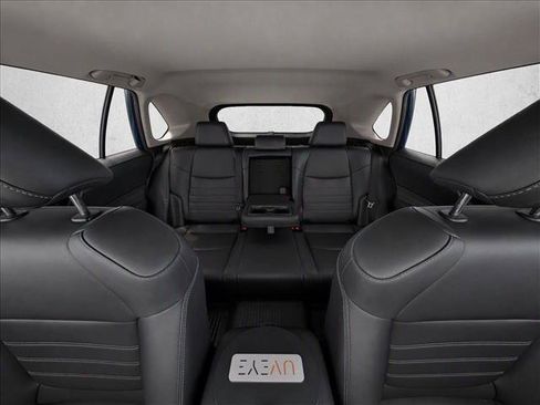 Used 2022 Toyota RAV4 XLE Premium FWD image 22