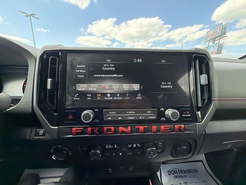 Used 2025 Nissan Frontier PRO-4X AWD/4WD image 22
