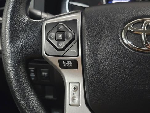 Used 2017 Toyota Tundra SR5 image 33