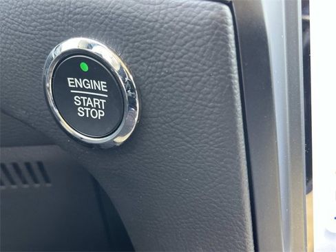 Certified 2024 Ford Edge SEL w/ Convenience Package image 36