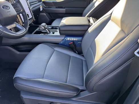 Used 2025 Ford F150 Lightning Lariat AWD/4WD image 13