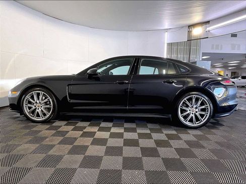 Certified 2023 Porsche Panamera 4 AWD/4WD image 2