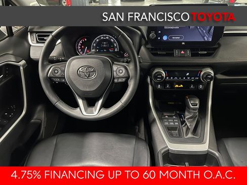 Certified 2023 Toyota RAV4 XLE Premium AWD/4WD image 31