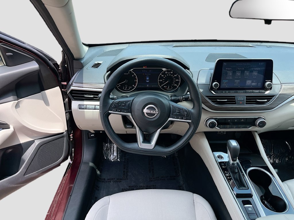 Used 2023 Nissan Altima 2.5 SV AWD/4WD image 21