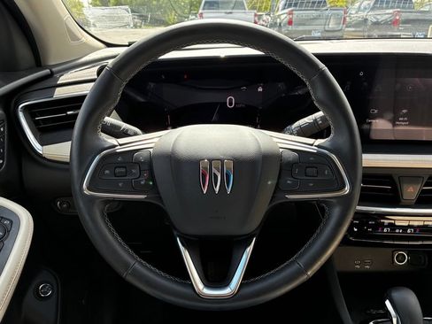 Used 2025 Buick Encore GX Avenir w/ Avenir Technology Package AWD/4WD image 16
