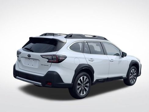 Used 2023 Subaru Outback Limited AWD/4WD image 6