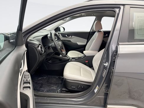 Used 2023 Hyundai Kona Limited w/ Cargo Package image 10