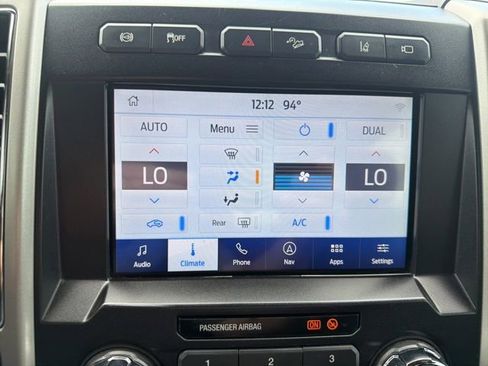 Used 2020 Ford F250 Lariat w/ Lariat Value Package AWD/4WD image 28