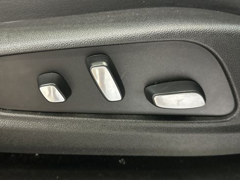 Used 2021 Cadillac XT5 Premium Luxury w/ LPO, Floor Liner Package image 24