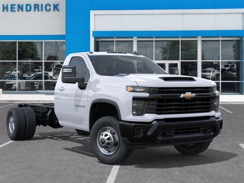 New 2025 Chevrolet Silverado 3500 W/T w/ WT Convenience Package AWD/4WD image 9