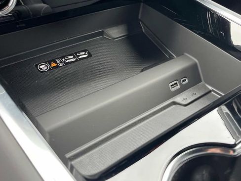 New 2025 Chevrolet Tahoe Premier image 32