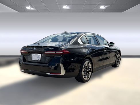New 2026 BMW 530i image 8