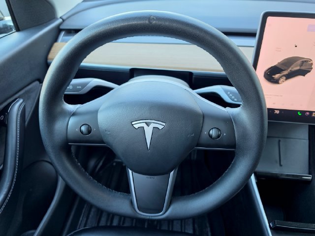 Used 2021 Tesla Model Y Long Range AWD/4WD image 35