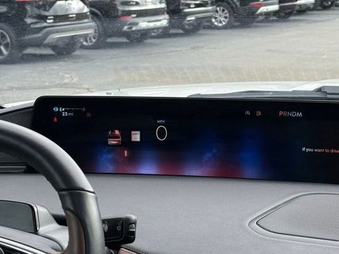 Used 2025 Lincoln Navigator L Reserve image 28