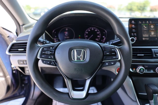 Used 2018 Honda Accord EX image 16