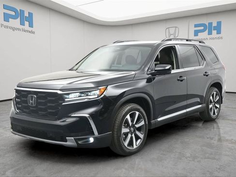 Certified 2025 Honda Pilot Elite image 1