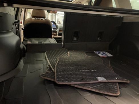 Used 2022 Subaru Forester Touring image 26