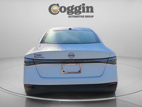 New 2026 Nissan Sentra SV w/ Floor Mat Package FWD image 4