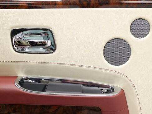 Used 2013 Rolls-Royce Ghost RWD image 54