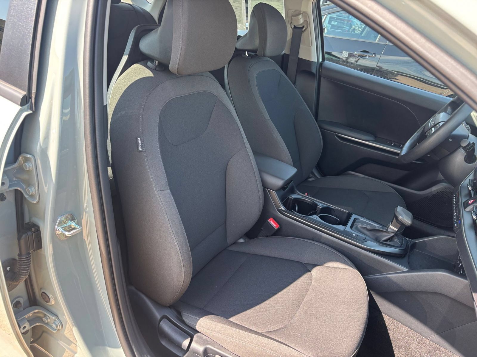 Used 2026 Kia K4 FWD image 34