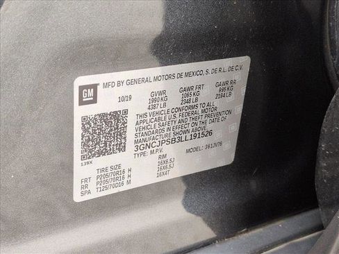 Used 2020 Chevrolet Trax LT w/ Sun & Sound Package AWD/4WD image 24