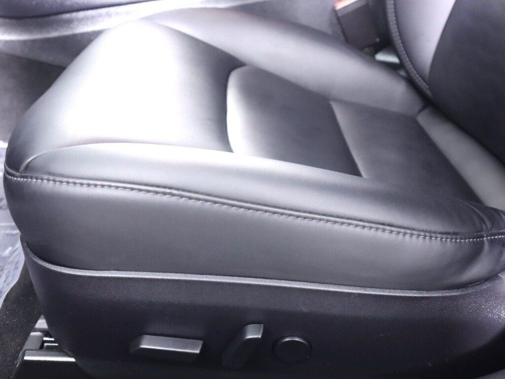 Used 2018 Tesla Model 3 Long Range RWD image 26