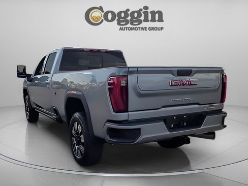 New 2026 GMC Sierra 3500 Denali w/ Denali Reserve Package image 8