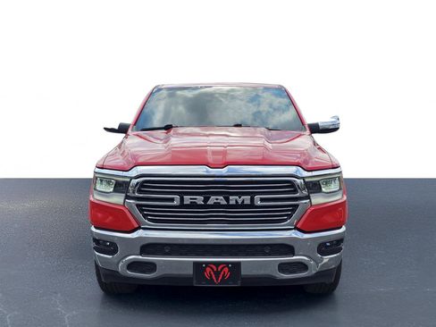 Used 2019 RAM 1500 Laramie AWD/4WD image 2