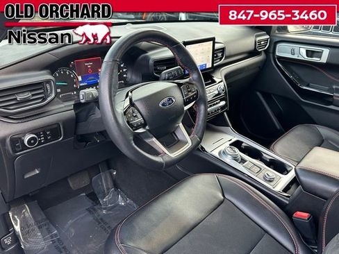 Used 2023 Ford Explorer ST-Line w/ Class IV Trailer Tow Package image 15