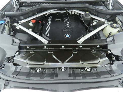 Used 2020 BMW X7 xDrive40i w/ Premium Package image 30