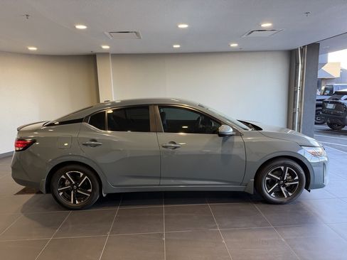 Used 2024 Nissan Sentra SV w/ All-Weather Package image 4