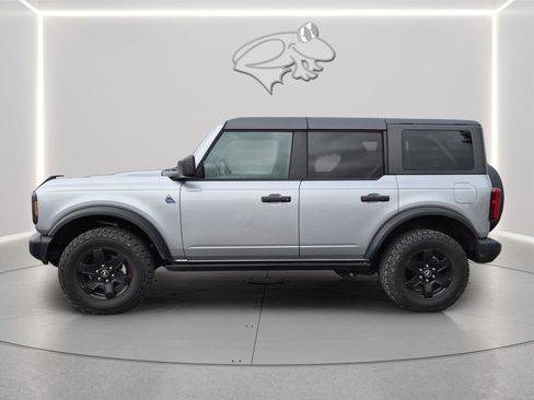 Used 2024 Ford Bronco Black Diamond AWD/4WD image 2