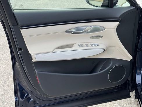 New 2026 Genesis GV70 2.5T Advanced image 25