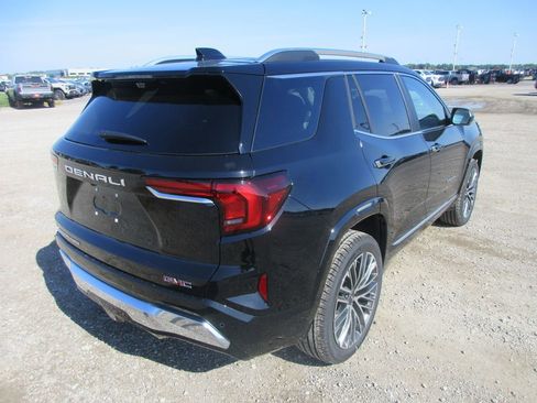 New 2026 GMC Terrain Denali AWD/4WD image 4