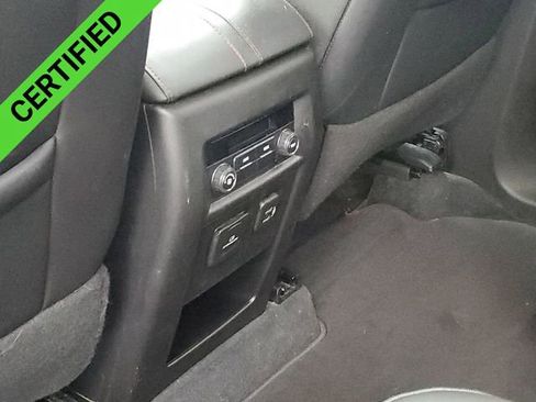 Certified 2022 Chevrolet Traverse RS image 22