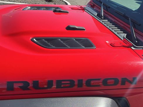 Certified 2024 Jeep Wrangler Unlimited Rubicon image 31