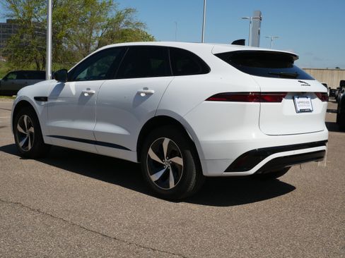 Certified 2025 Jaguar F-PACE R-Dynamic S AWD/4WD image 3