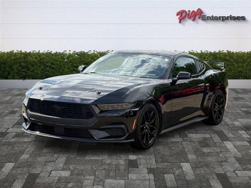 Used 2024 Ford Mustang Coupe RWD image 5